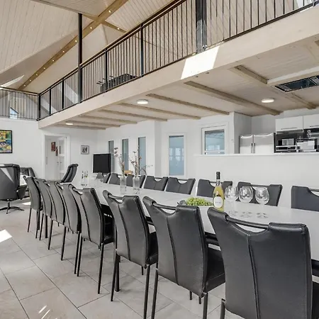 Stunning In Harboore With Sauna 펜션 *